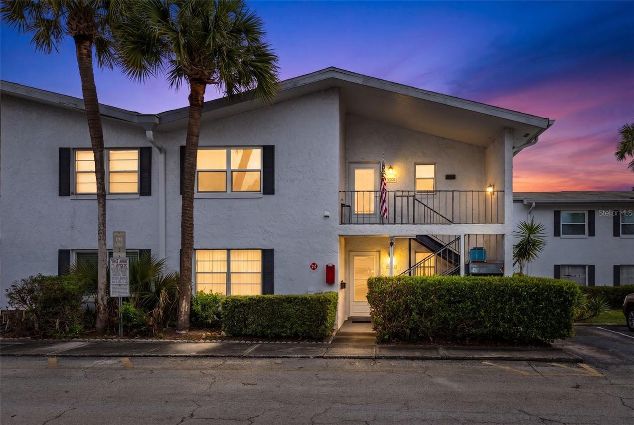 6075 Amberly Ct. #F40, Orlando, FL 32822