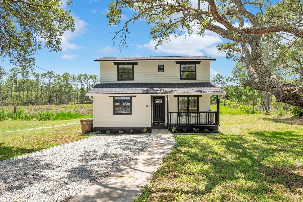42111 Chinaberry Ct., Eustis, FL 32736