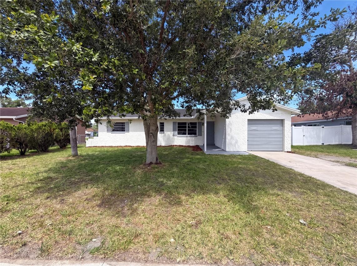 1114 N Forrest Ave., Kissimmee, FL 34741