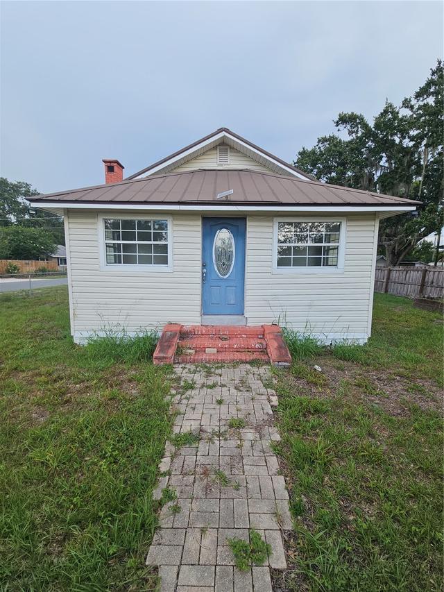 220 Dixie Hwy., Auburndale, FL 33823
