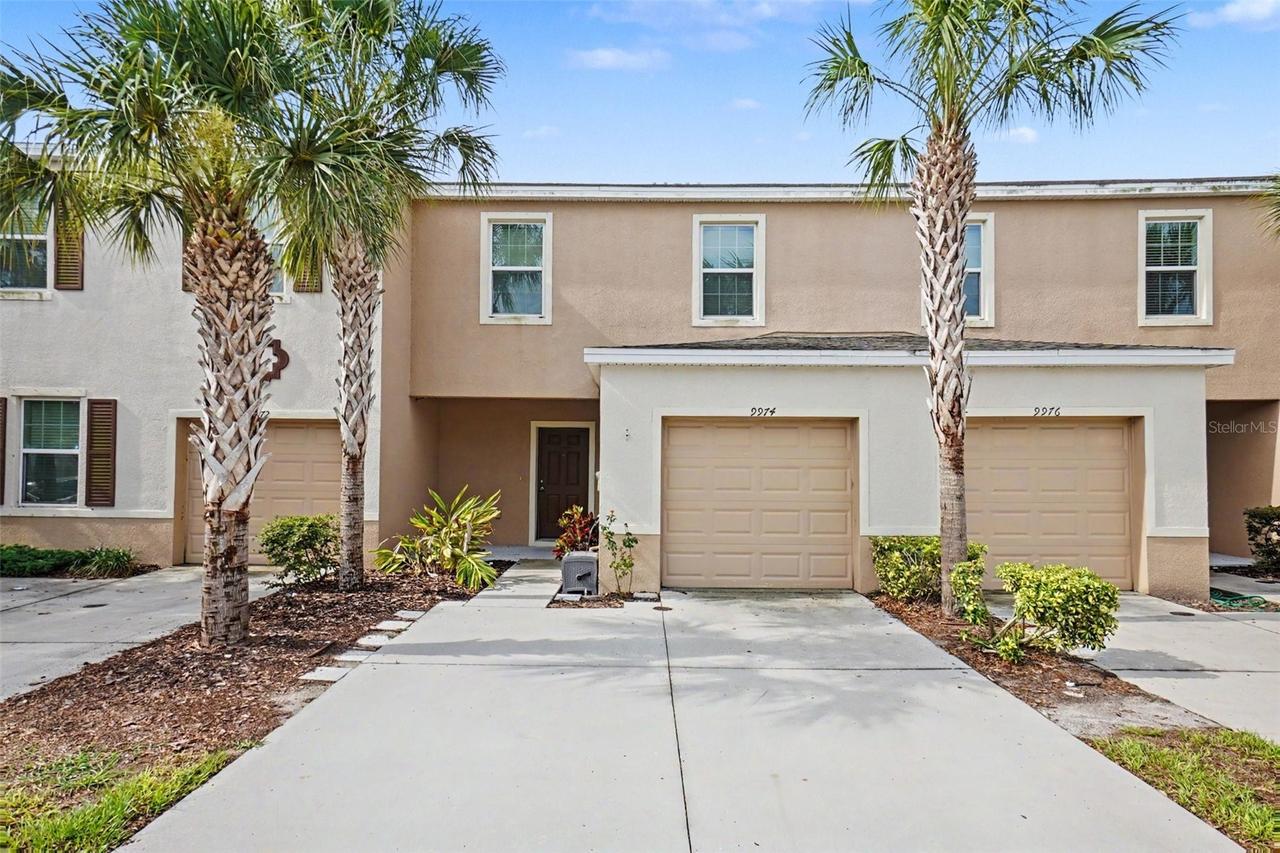 9974 Hound Chase Dr., Gibsonton, FL 33534