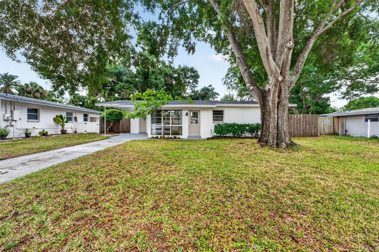 4426 W Wyoming Ave., Tampa, FL 33616