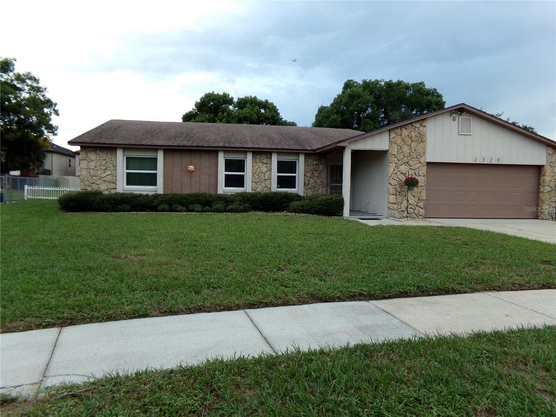 1320 Gladiolas Dr, Winter Park, FL 32792