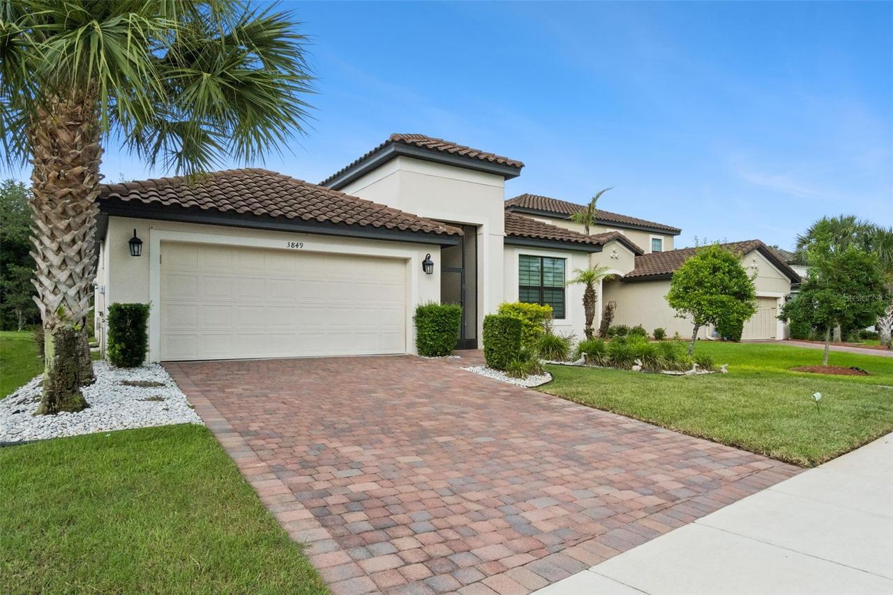 3849 Carrick Bend Dr., Kissimmee, FL 34746