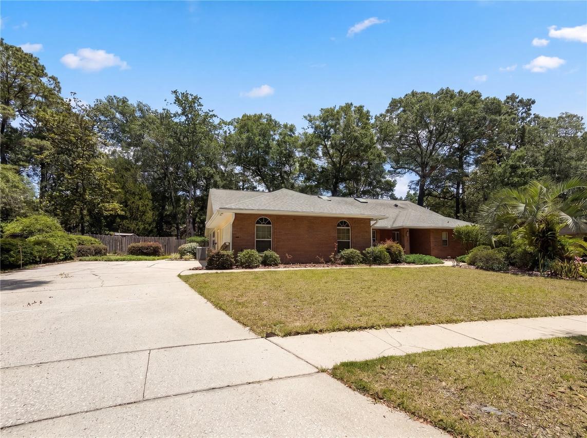 1543 Chaucer Ct., Deland, FL 32724
