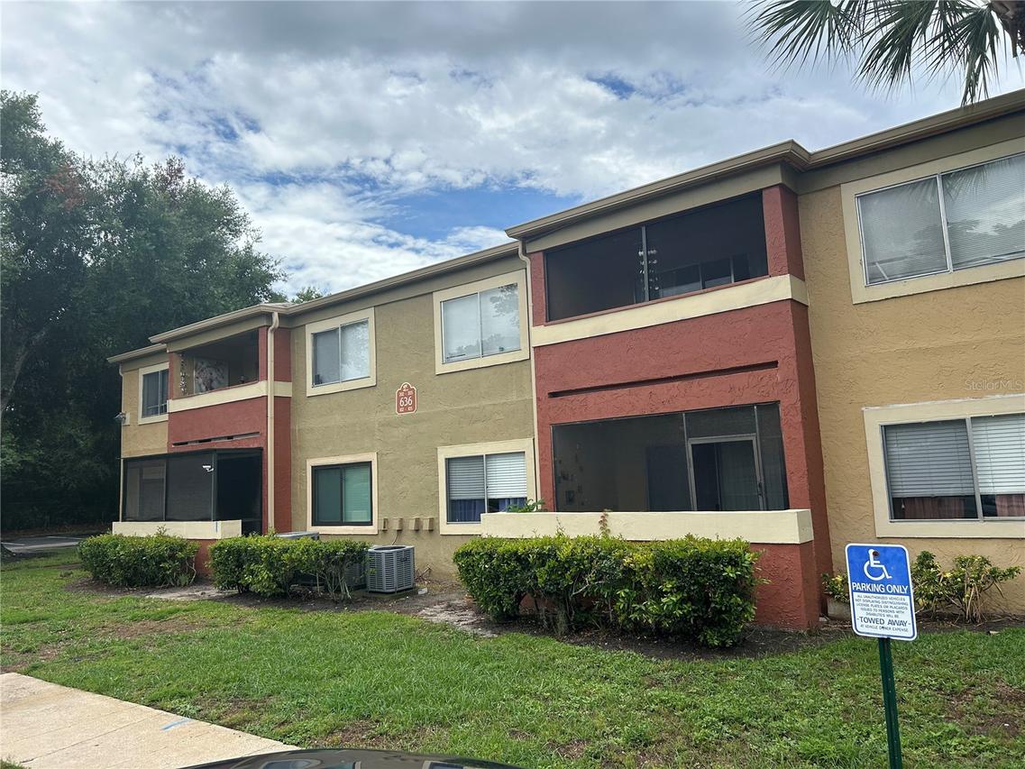 636 Kenwick Cir. #105, Casselberry, FL 32707