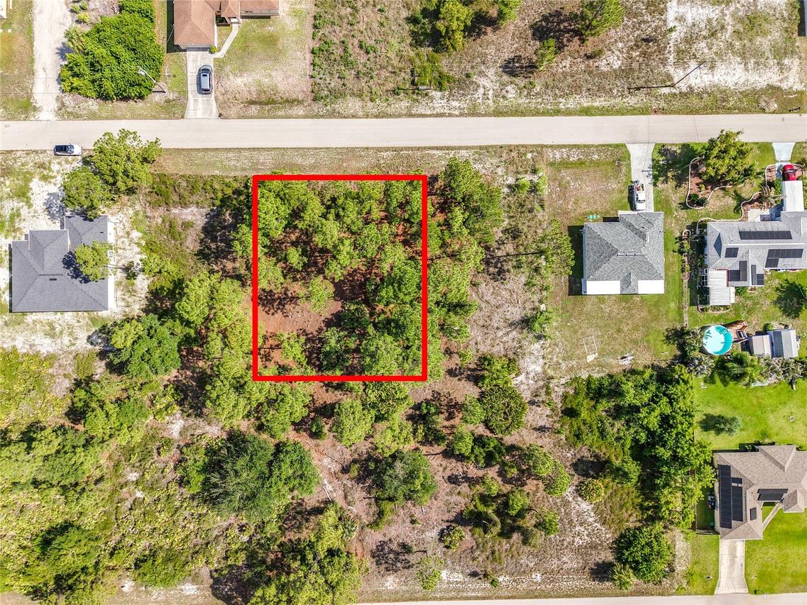 722 Manuel St., Lehigh Acres, FL 33974