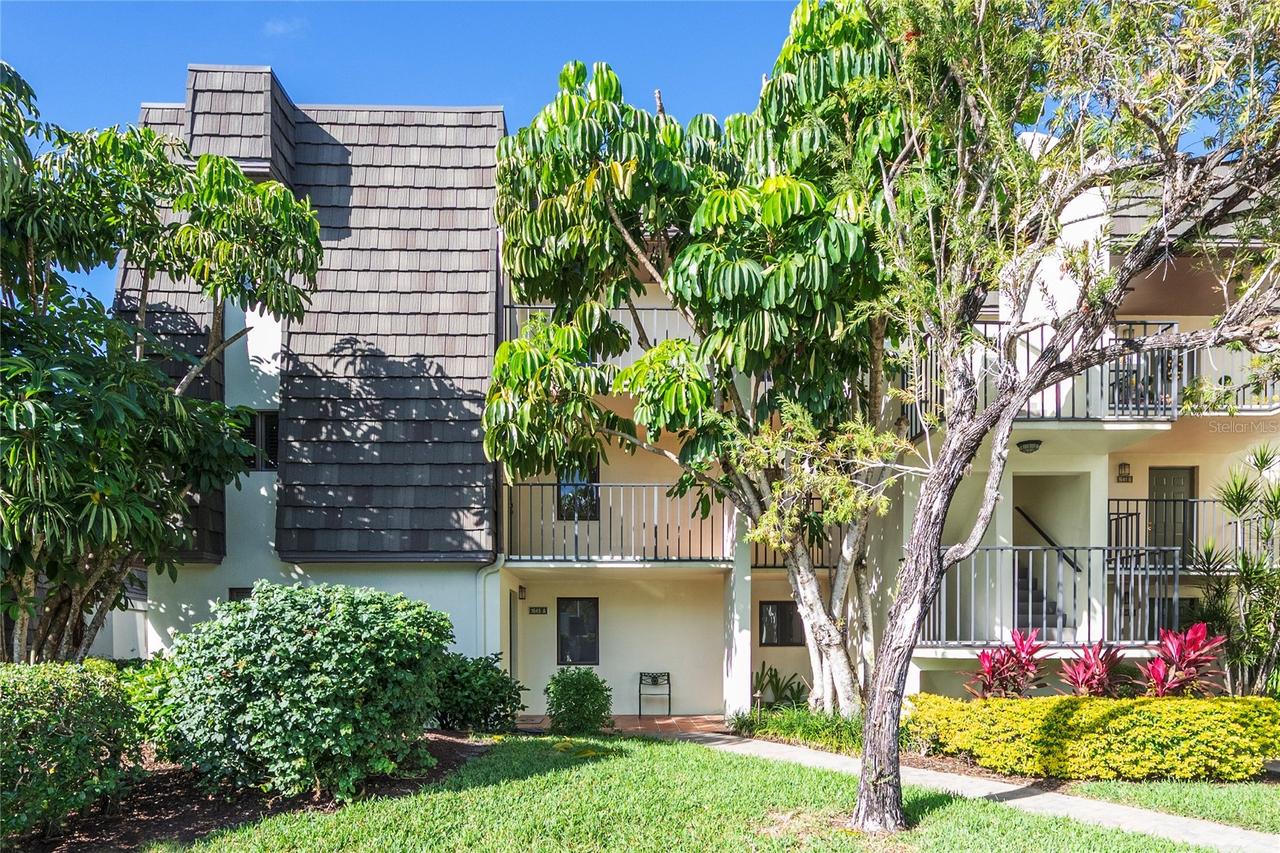 1645 Spoonbill Ln. #C, Naples, FL 34105