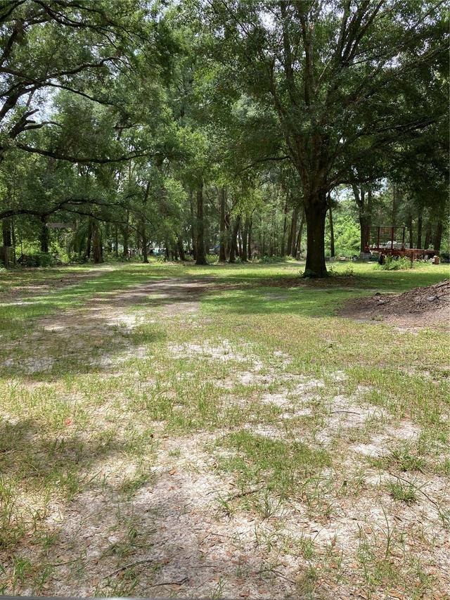 E Pine Ave., Mount Dora, FL 32757