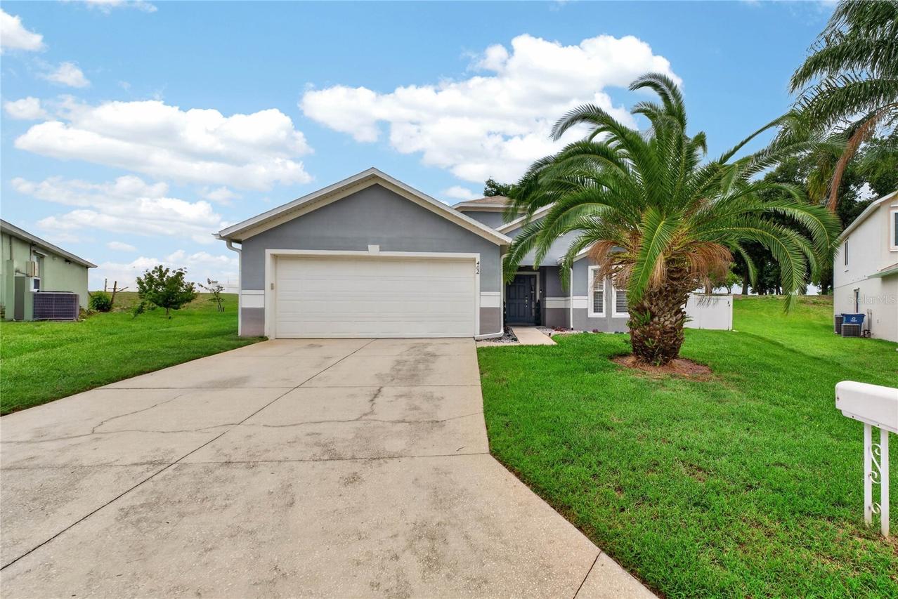 402 Delancey Dr., Davenport, FL 33837