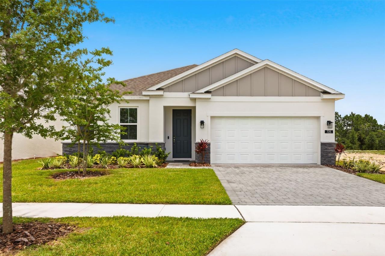 725 Farfields St., Deland, FL 32724