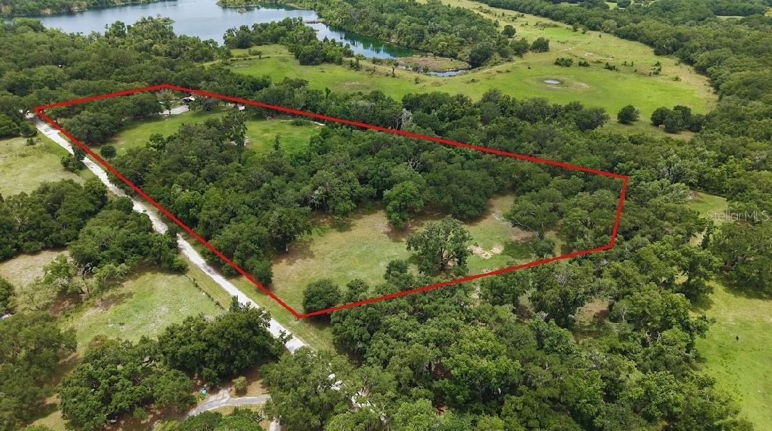 528 Ashley Lane, Center Hill, FL 33514