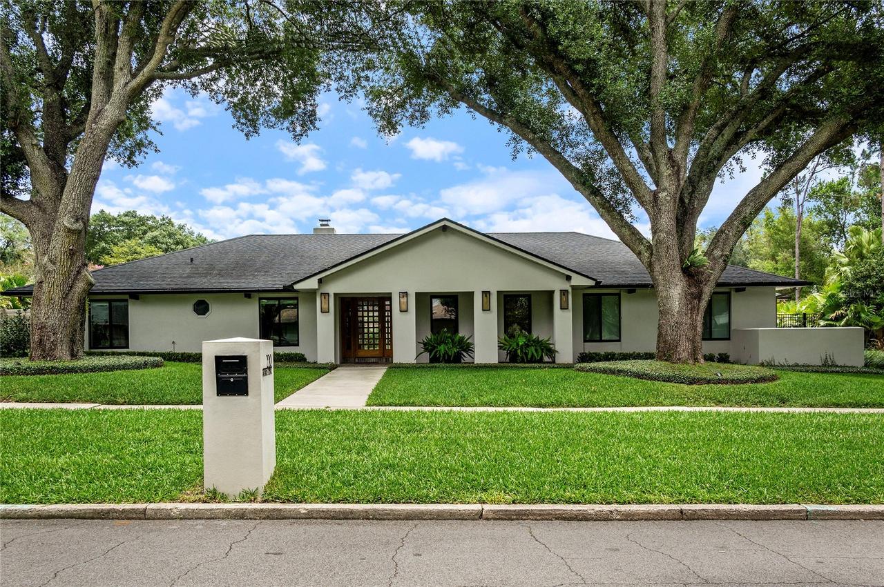 220 Adams Dr., Maitland, FL 32751