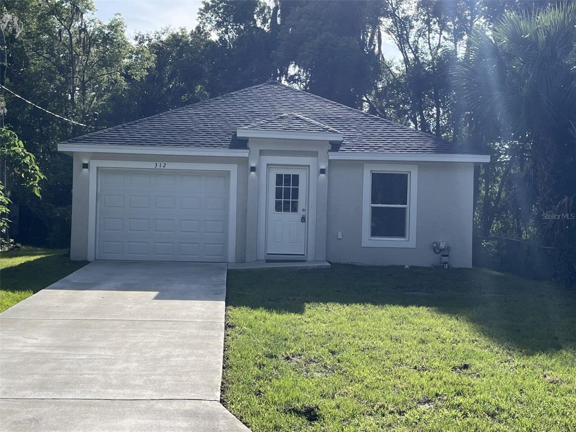312 Albany Ave., Deland, FL 32724