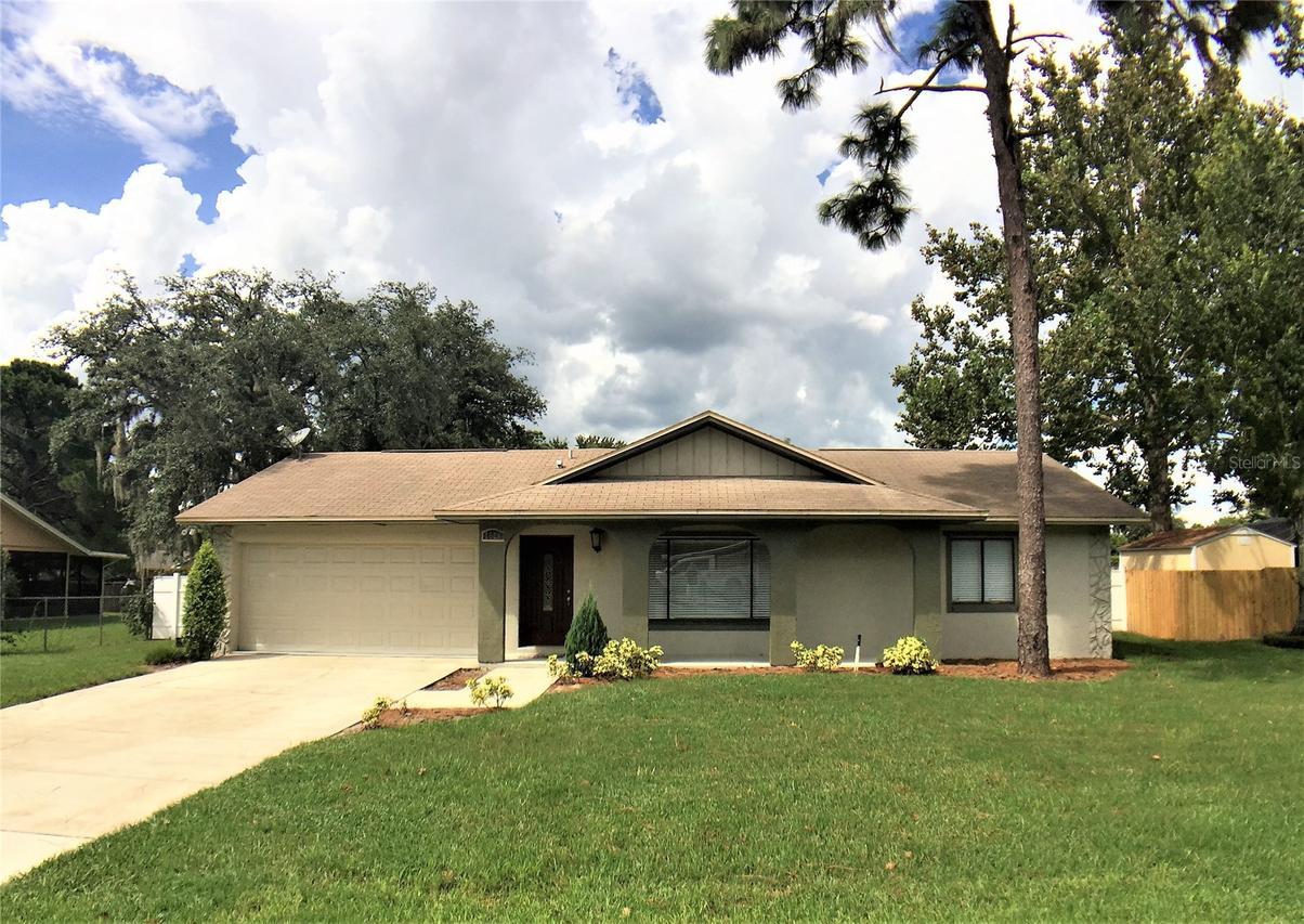 1927 E Lake Dr., Casselberry, FL 32707