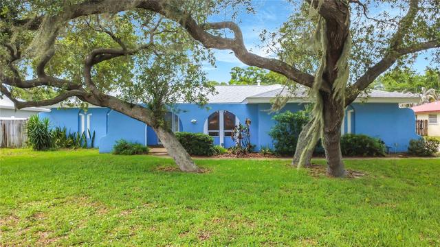 New Homes with In-ground Swimming Pools in Merritt Island: May 31st to June 6th