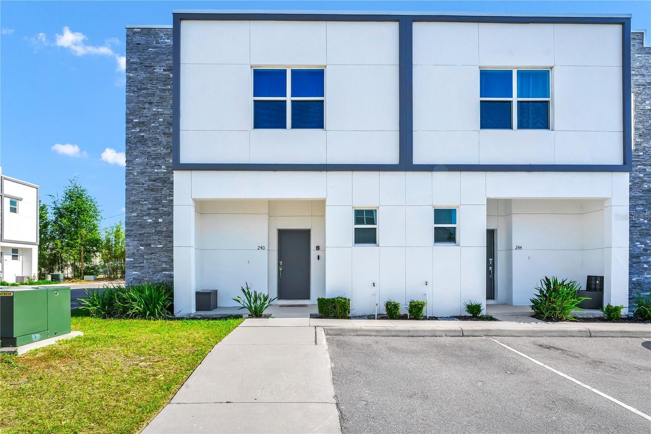 240 Famagusta Dr., Davenport, FL 33896