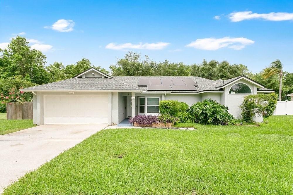 1092 W Riviera Blvd., Oviedo, FL 32765