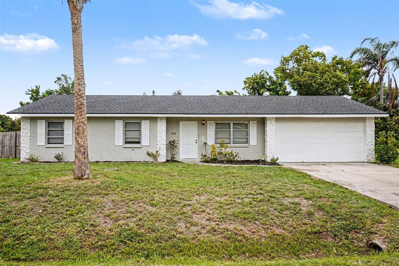 2904 Arch Dr., Sarasota, FL 34232