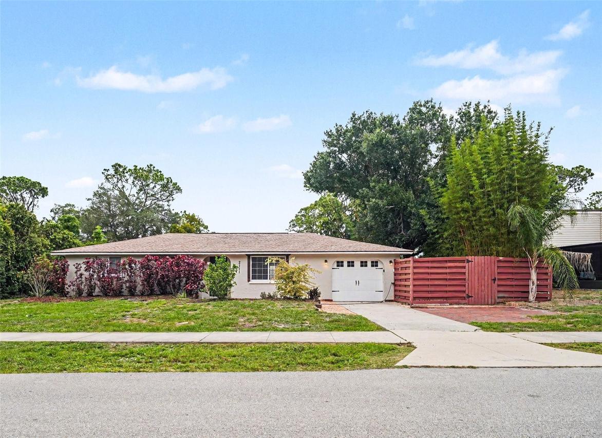 2111 Fairfield Ave., Sarasota, FL 34232