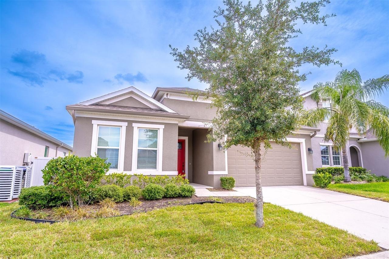 962 Grand Hilltop Dr., Apopka, FL 32703