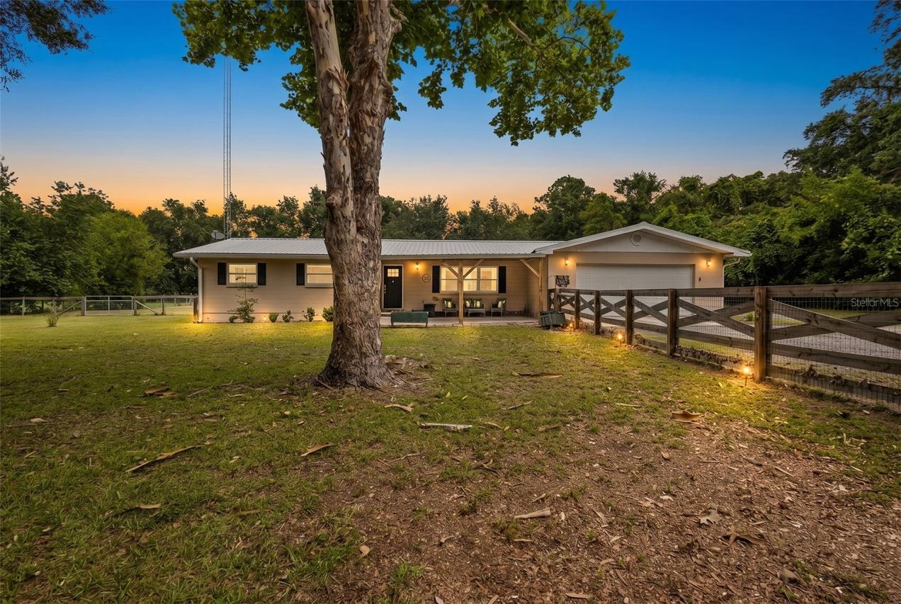 7251 NW 40th St., Chiefland, FL 32626
