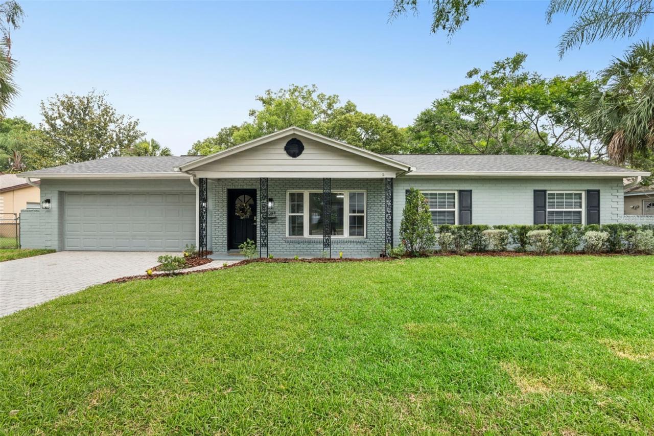 1291 Oxford Rd., Maitland, FL 32751