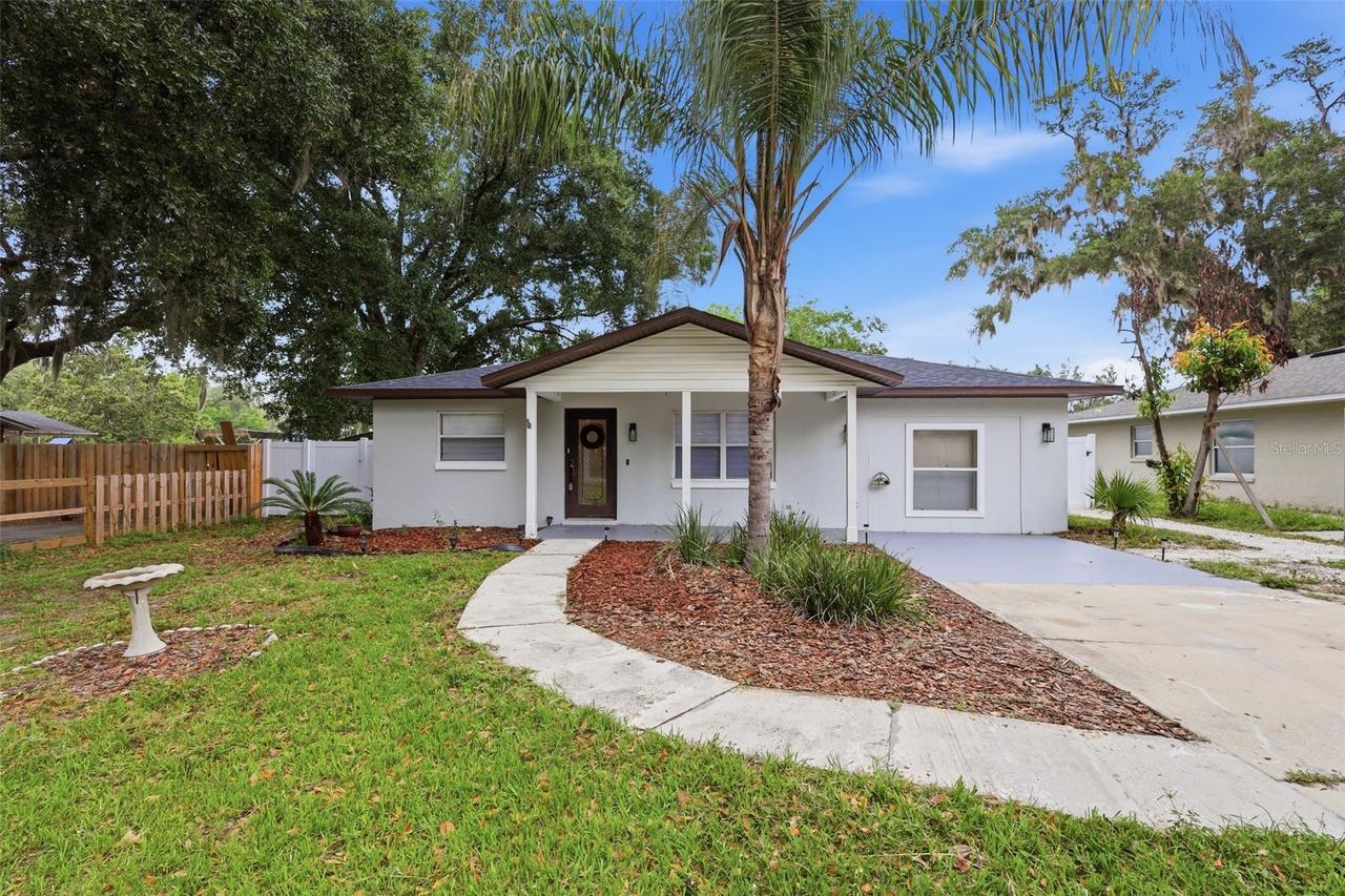 2602 Westside Dr., Leesburg, FL 34748