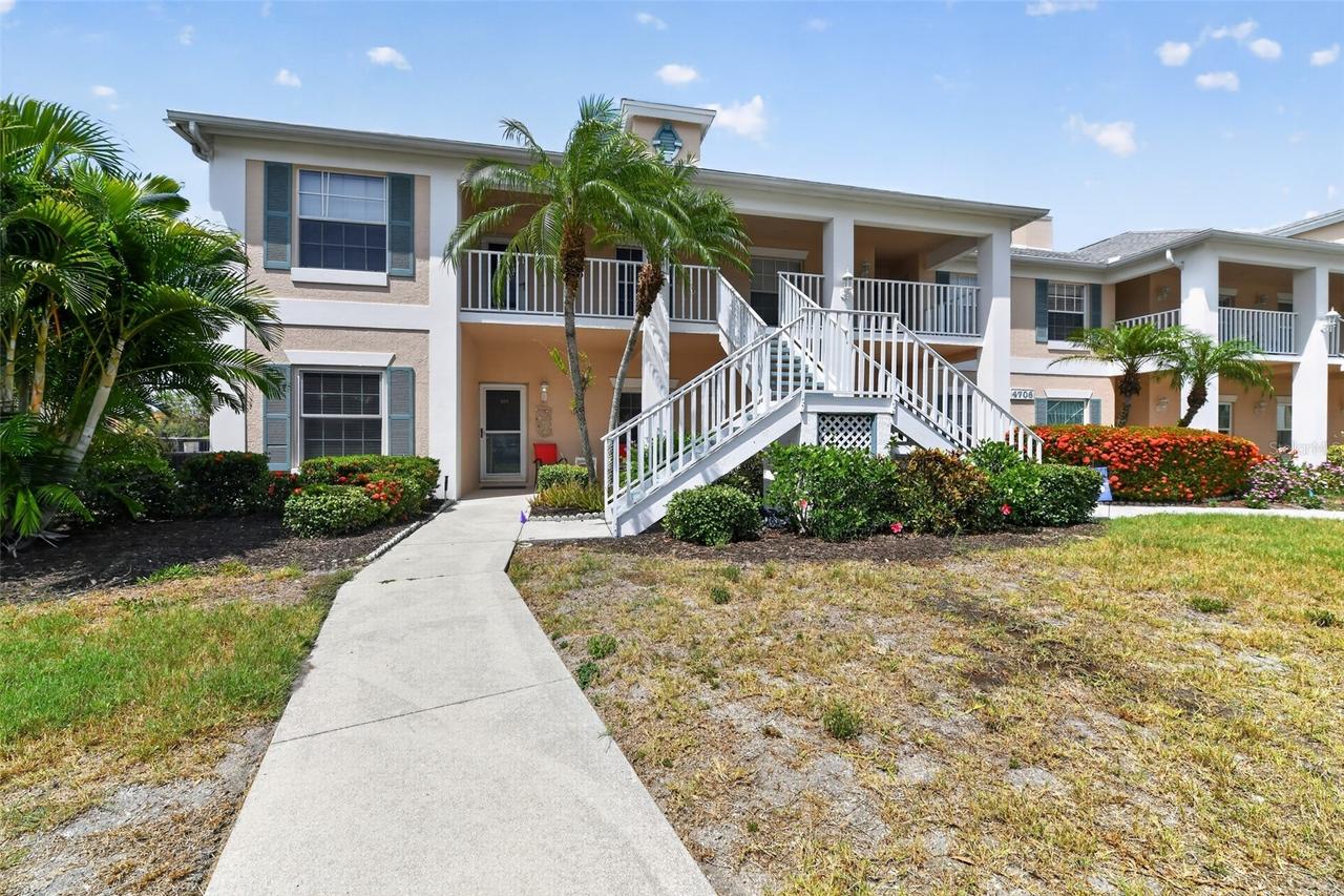 4706 Sand Trap Street Cir. #101, Bradenton, FL 34203