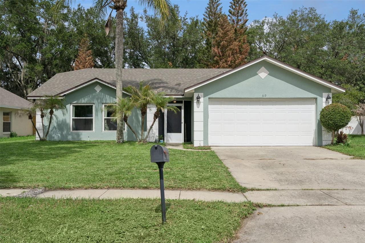 319 Sterling Lake Dr., Ocoee, FL 34761