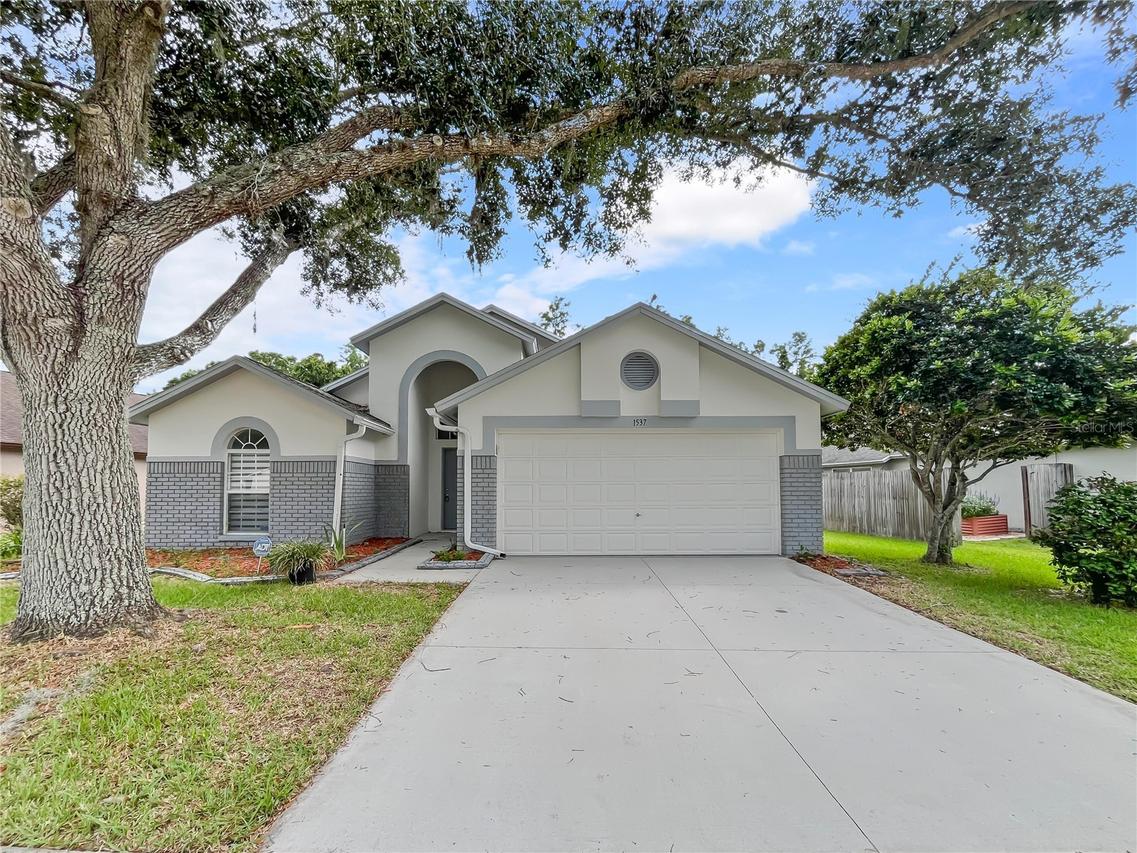 1537 Maximilian Dr., Wesley Chapel, FL 33543