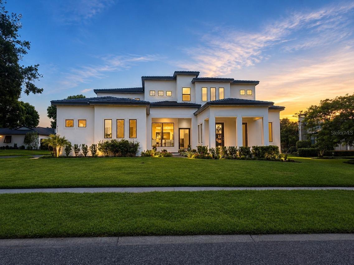 8962 Royal Birkdale Ln., Orlando, FL 32819