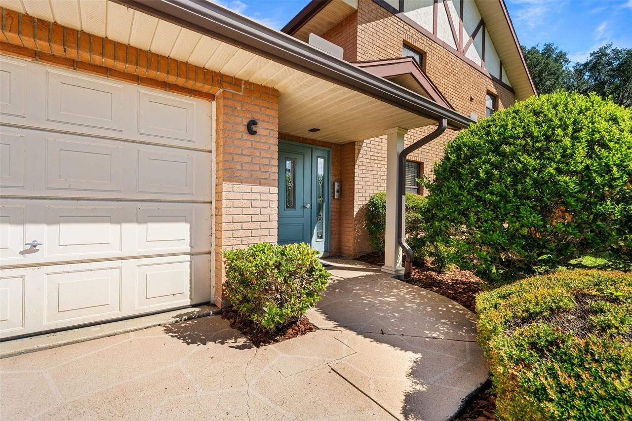 100 E Oak Terrace Dr. #C1, Leesburg, FL 34748