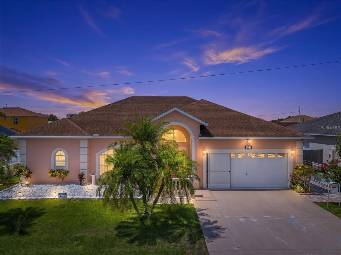 323 Alegriano Ct., Kissimmee, FL 34758