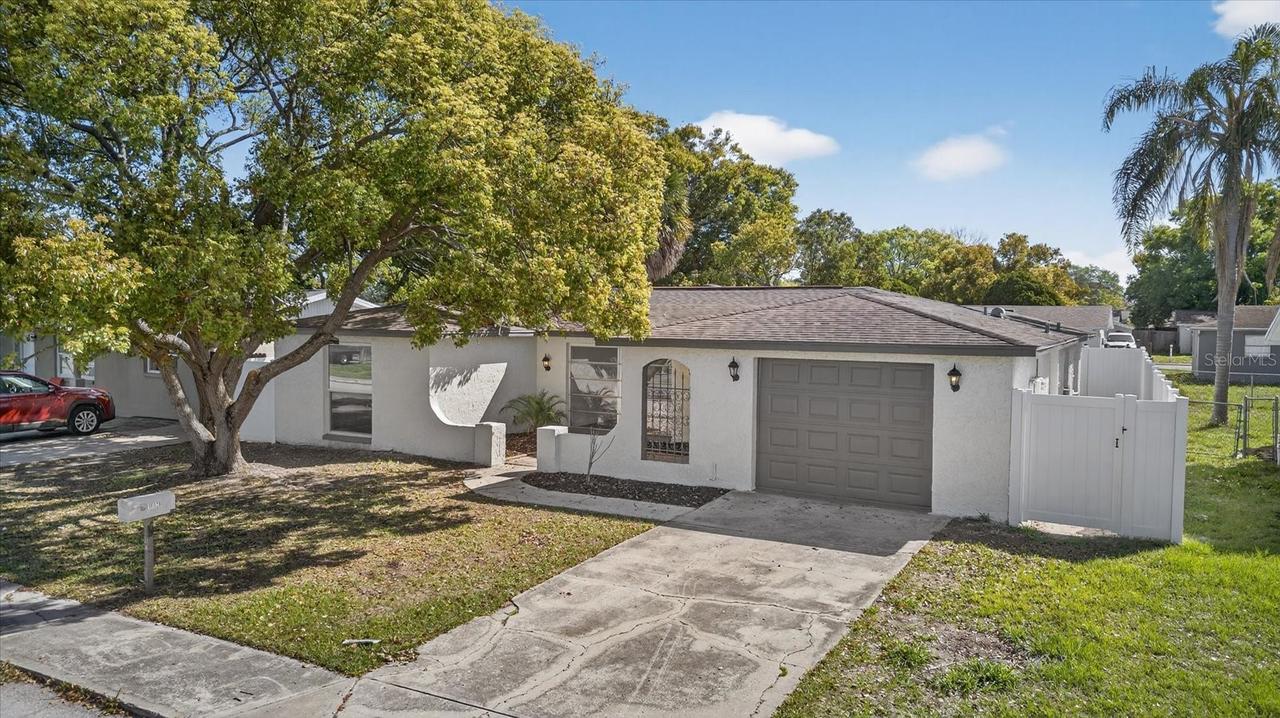 10028 Vineyard Ln., Port Richey, FL 34668