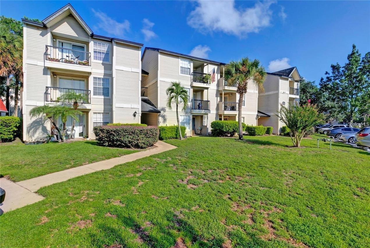 1964 Lake Atriums Cir. #171, Orlando, FL 32839