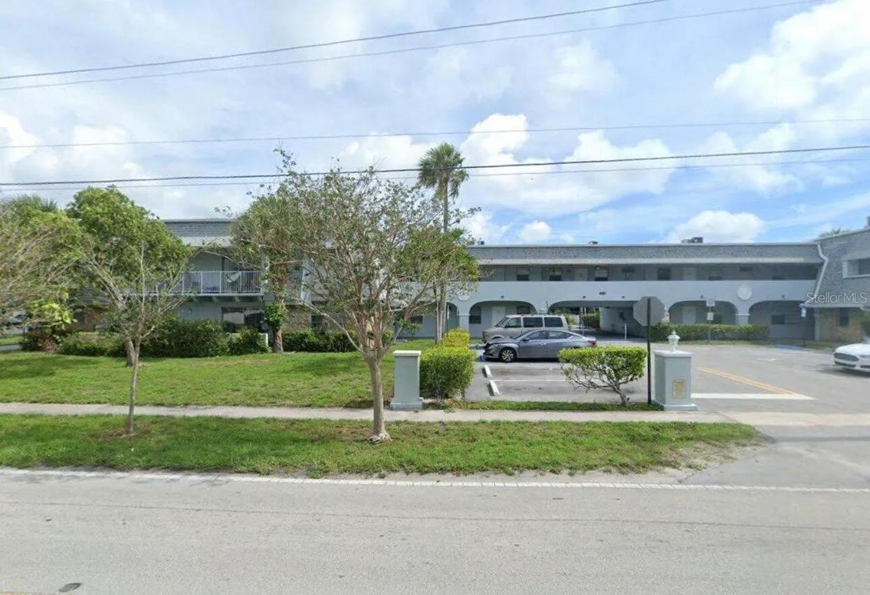 4251 NW 5th St. #121, Fort Lauderdale, FL 33317