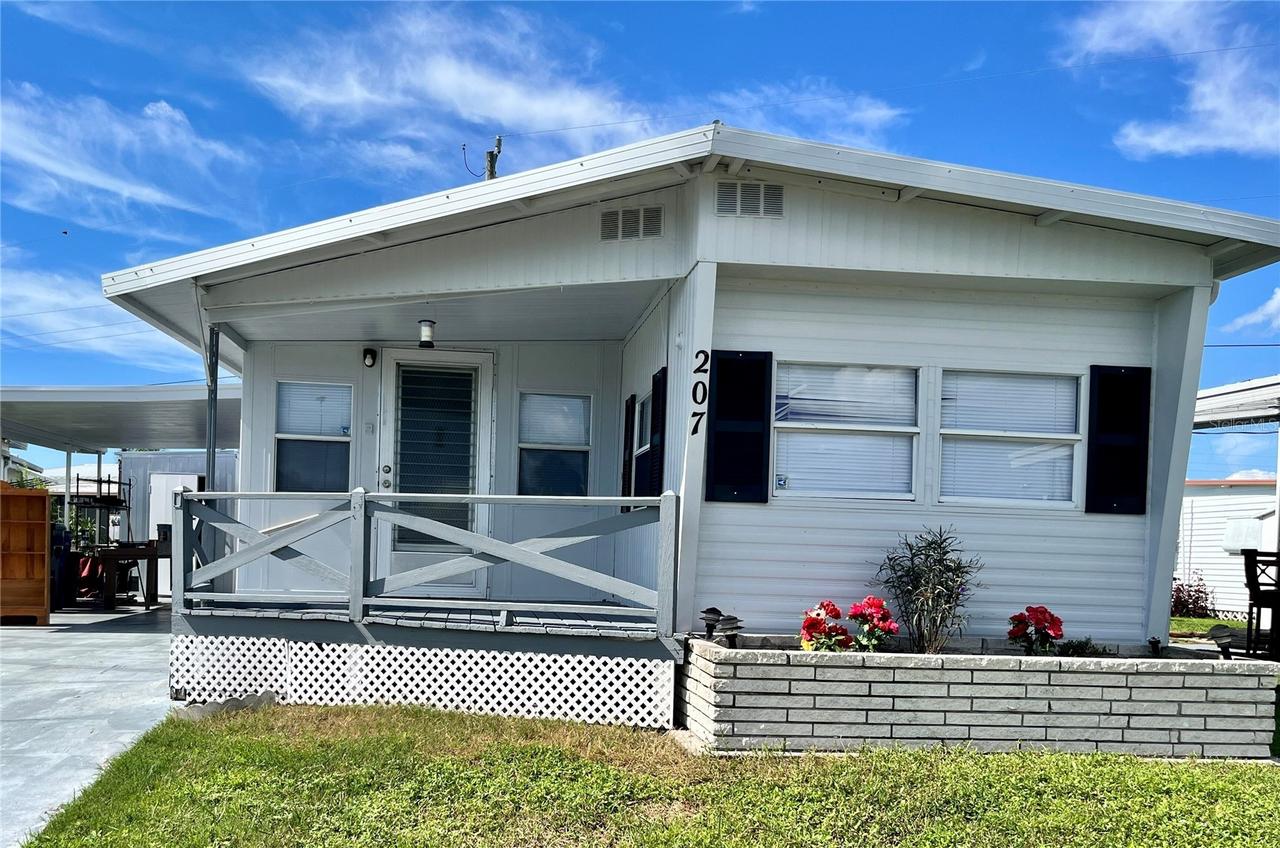 207 51st Avenue Plz. #3, Bradenton, FL 34207