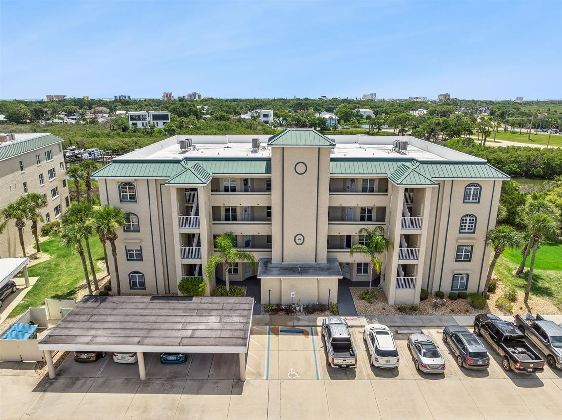 426 Bouchelle Dr. #101, New Smyrna Beach, FL 32169
