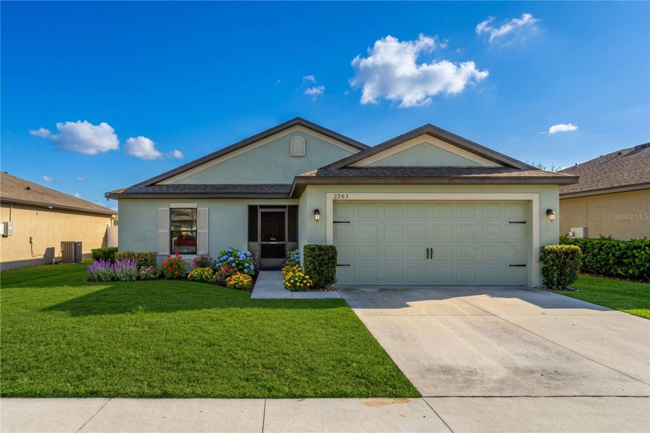 2665 Rotherham Rd., Tavares, FL 32778