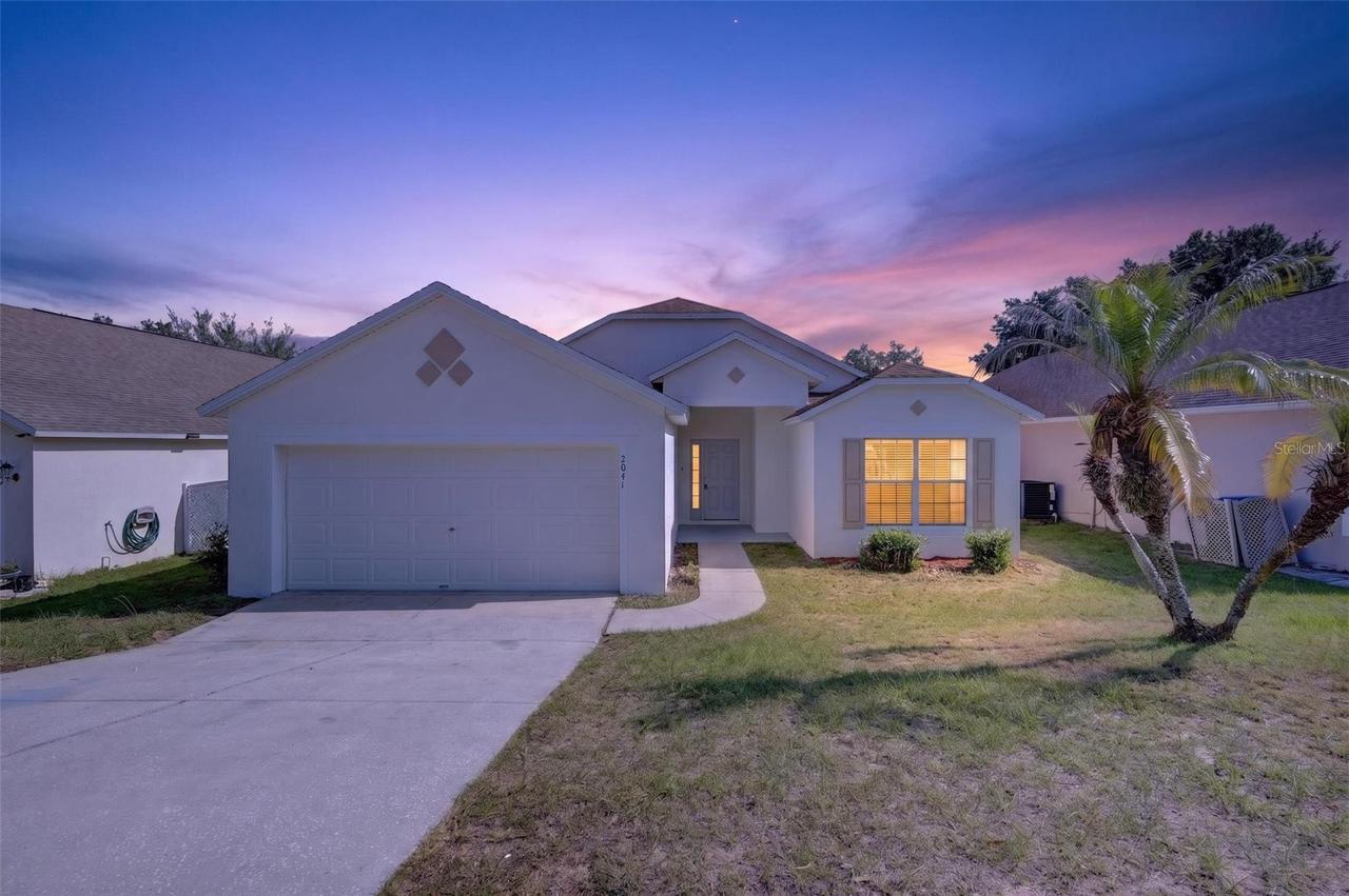 2041 Newtown Rd., Groveland, FL 34736