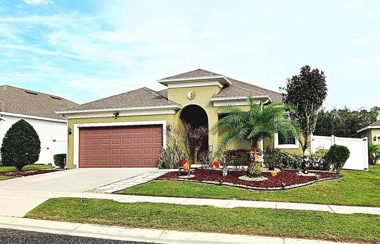 1231 Merion Dr., Mount Dora, FL 32757