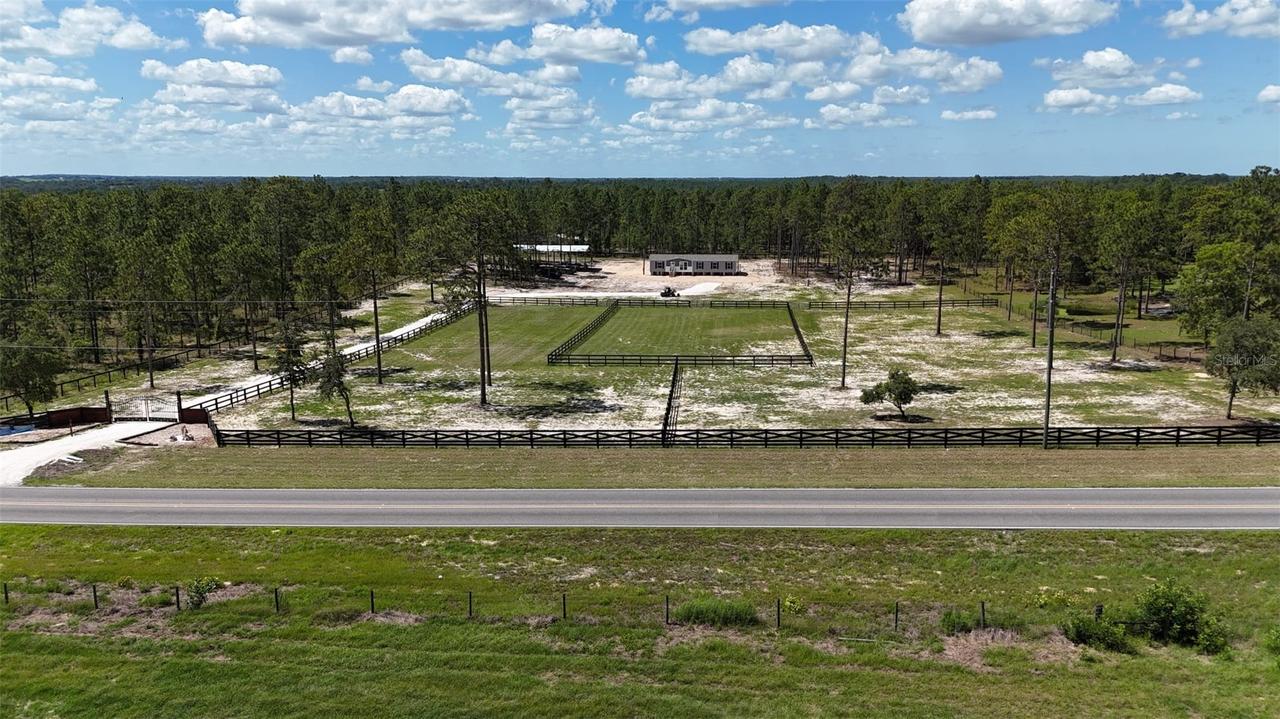 14270 SE 60 St., Morriston, FL 32668