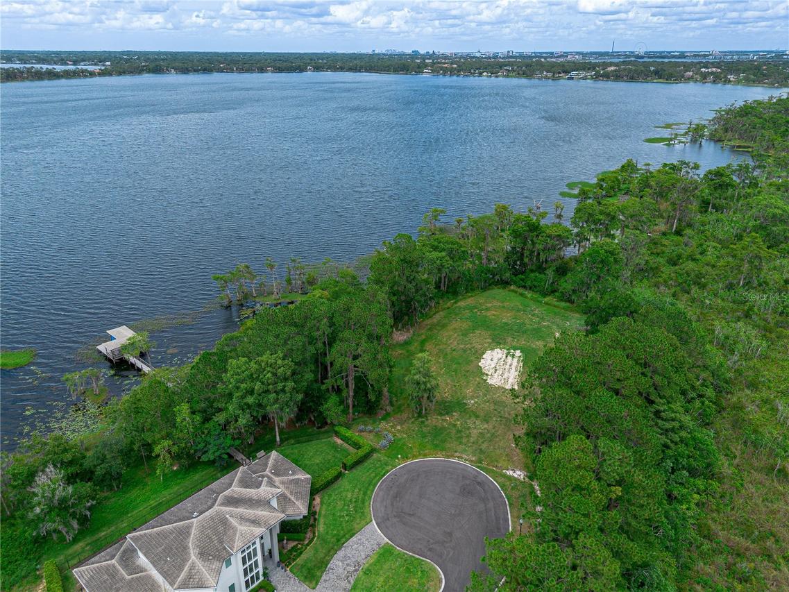 Mantova Ct., Orlando, FL 32836