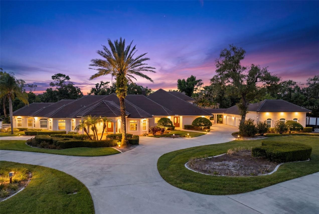 2160 Markham Woods Rd., Longwood, FL 32779