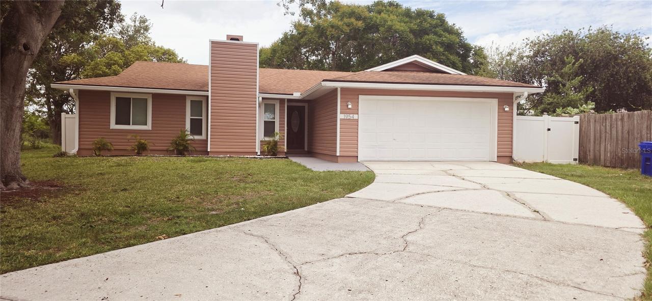 1954 Deerfield Dr., Lakeland, FL 33813
