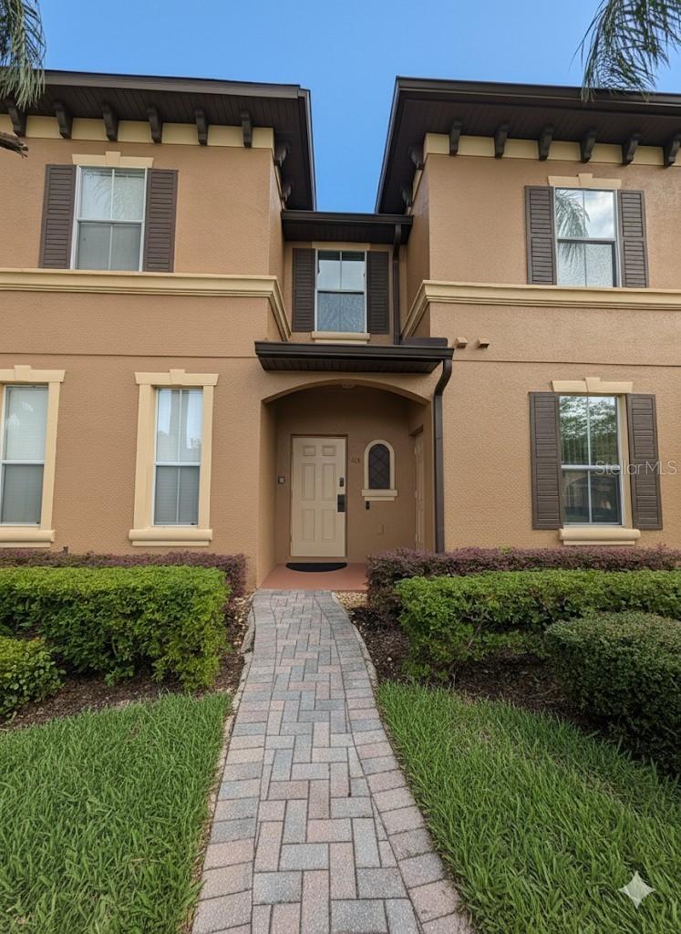 142 Capri Dr., Davenport, FL 33897