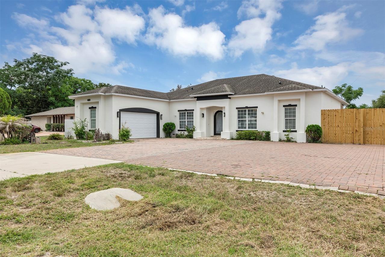 7906 Napoleon St., Orlando, FL 32825