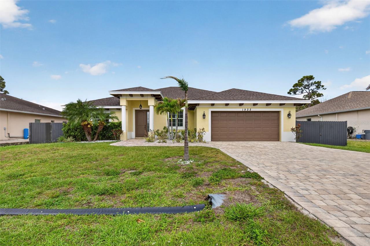 1922 SE Camilo St., Port St Lucie, FL 34952