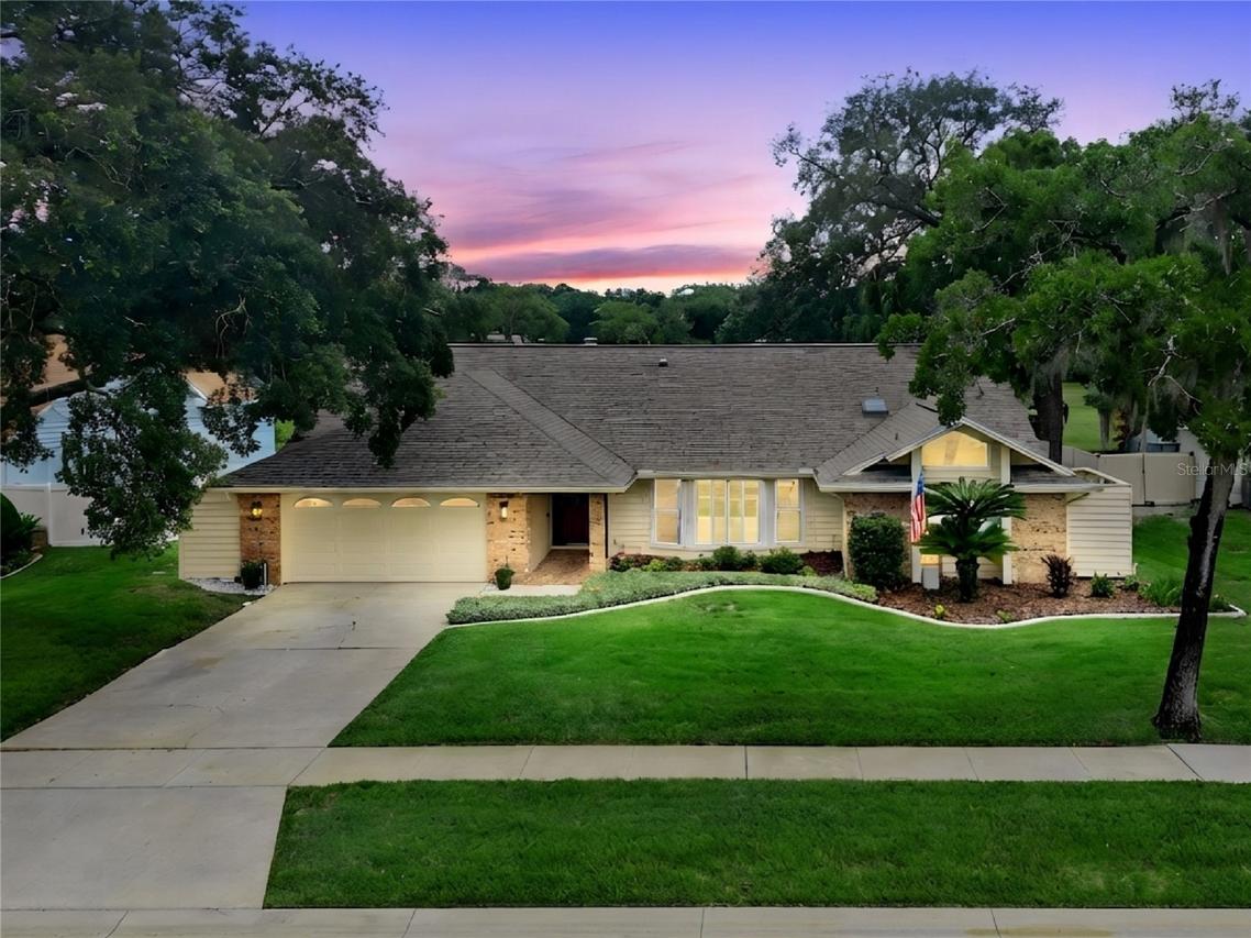 2418 Sweetwater Cc Place Dr., Apopka, FL 32712